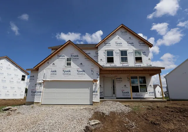 Homes for sale in Lewis Center, OH | 345 Royal Fern Ln, Lewis Center, OH 43035 | MLS# 226023745