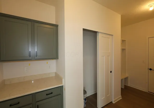 3rd image of 3851 Colts Reign Dr, Powell, OH 43065 | MLS# 226023755