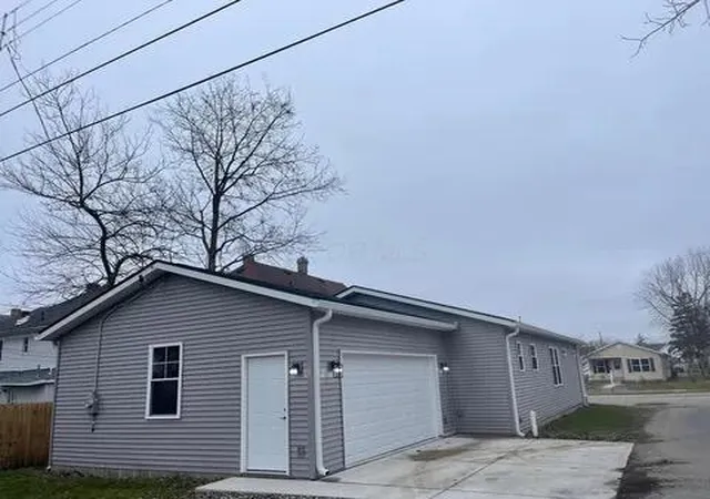 Homes for sale in Washington Court House, OH | 619 E Market St, Washington Court House, OH 43160 | MLS# 226023764