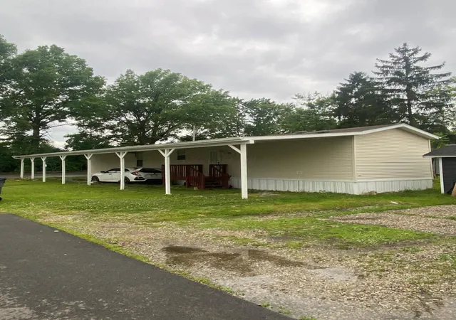 Photo 4 of Single family home for sale at 755 Stelzer Rd #141, Columbus, OH 43219 | MLS# 226023844 | Listing updated on 2026-07-20