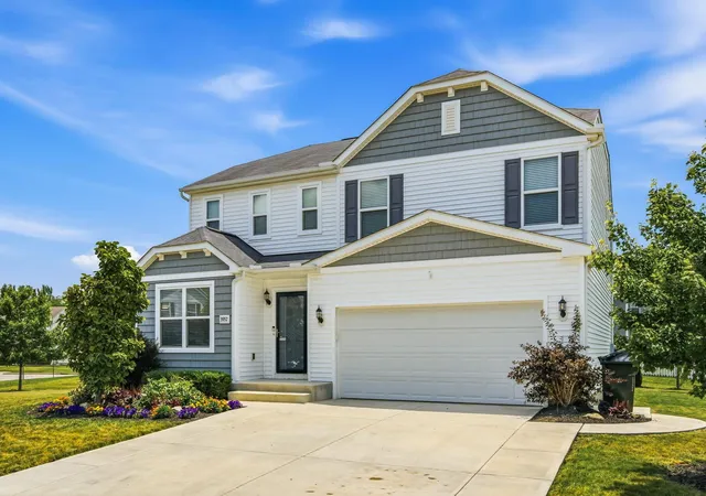 Homes for sale in Grove City, OH | 3957 Caysee Jay Wy, Grove City, OH 43123 | MLS# 226025163