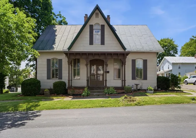 Homes for sale in Baltimore, OH | 121 N Main St, Baltimore, OH 43105 | MLS# 226023977