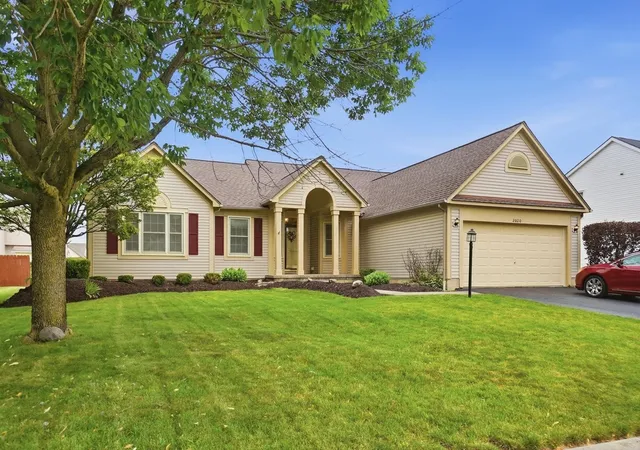 Homes for sale in Grove City, OH | 2020 Bellflower Ct, Grove City, OH 43123 | MLS# 226023825