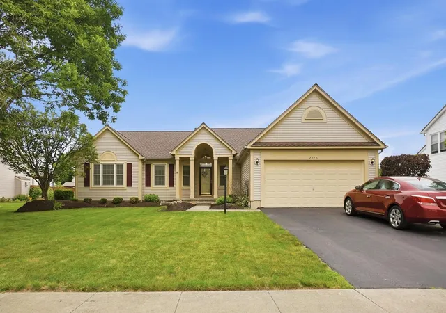 Homes for sale in Grove City, OH | 2020 Bellflower Ct, Grove City, OH 43123 | MLS# 226023825