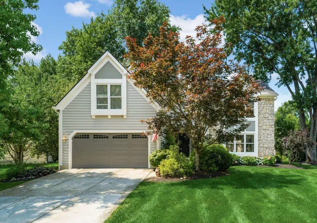 Homes for sale in Columbus, OH | 817 Hensel Woods Rd, Columbus, OH 43230 | MLS# 226023847