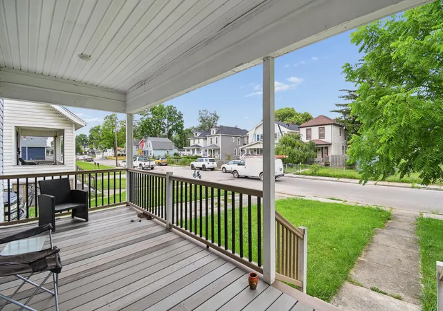 3rd image of 218 Whitethorne Avenue, Columbus, OH 43223 | MLS# 226023859