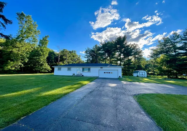 Homes for sale in New Albany, OH | 8909 Peter Hoover Rd, New Albany, OH 43054 | MLS# 226024555