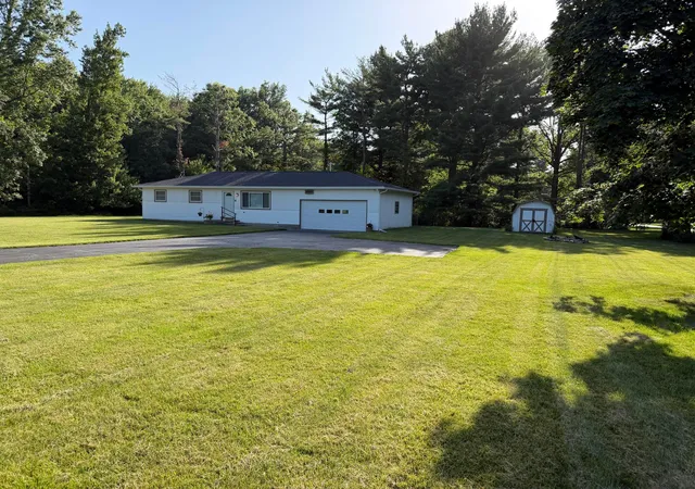 Homes for sale in New Albany, OH | 8909 Peter Hoover Rd, New Albany, OH 43054 | MLS# 226024555