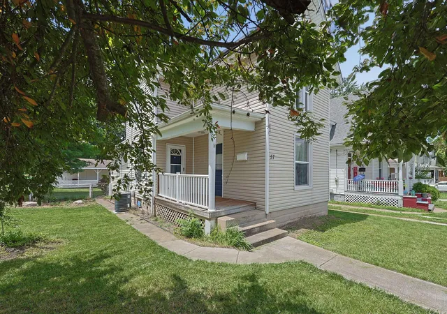 Homes for sale in Newark, OH | 57 N Pine St, Newark, OH 43055 | MLS# 226023868