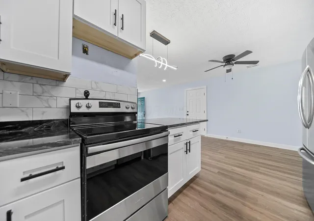 image of 185 Groveport Pike, Canal Winchester, OH 43110