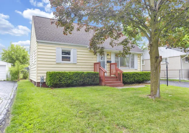 Homes for sale in Columbus, OH | 3314 Towers Ct N, Columbus, OH 43227 | MLS# 226023879