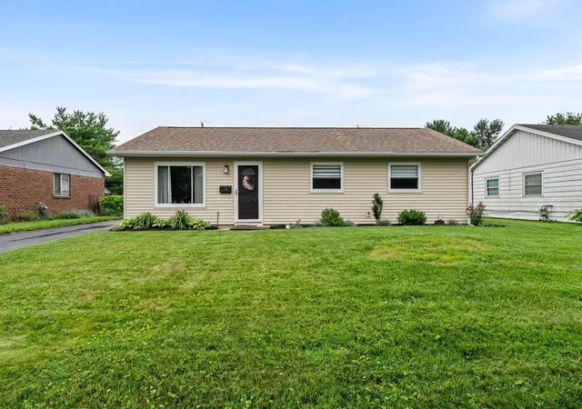 Homes for sale in Hilliard, OH | 3694 Westbrook Dr, Hilliard, OH 43026 | MLS# 226023911