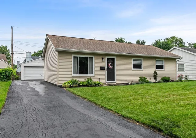 Homes for sale in Hilliard, OH | 3694 Westbrook Dr, Hilliard, OH 43026 | MLS# 226023911