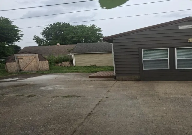 2nd image of 1134 Kenilworth Ave, Coshocton, OH 43812 | MLS# 226028129