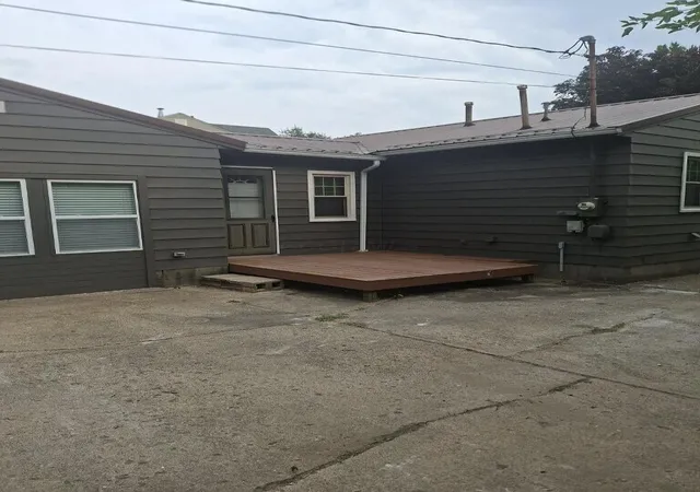 Photo 3 of Single family home for sale at 1134 Kenilworth Ave, Coshocton, OH 43812 | MLS# 226028129 | Listing updated on 2026-09-15