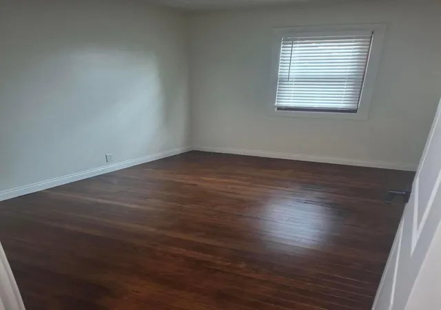 Photo 4 of Single family home for sale at 1134 Kenilworth Ave, Coshocton, OH 43812 | MLS# 226028129 | Listing updated on 2026-09-15