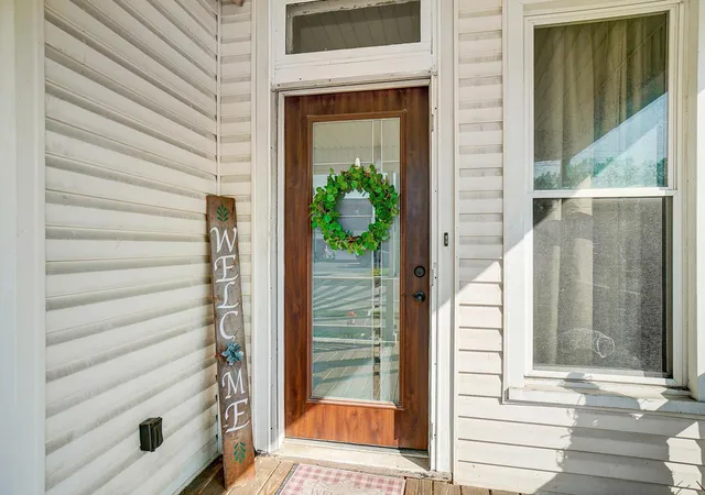 Homes for sale in West Jefferson, OH | 240 E Main St, West Jefferson, OH 43162 | MLS# 226023920