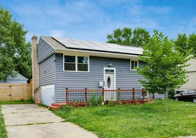Photo 1 of Single family home for sale at 626 Knights Ave, Columbus, OH 43230 | MLS# 226023922 | Listing updated on 2026-10-01