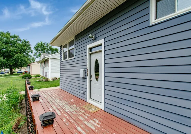 Photo 3 of Single family home for sale at 626 Knights Ave, Columbus, OH 43230 | MLS# 226023922 | Listing updated on 2026-10-01