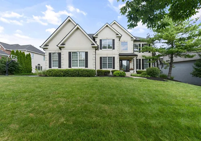 2nd image of 8347 Amberleigh Wy, Dublin, OH 43017 | MLS# 226023939