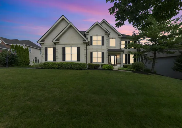 3rd image of 8347 Amberleigh Wy, Dublin, OH 43017 | MLS# 226023939