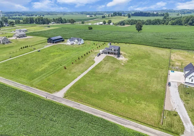 Homes for sale in Thornville, OH | 9435 Township Road 37, Thornville, OH 43076 | MLS# 226023949