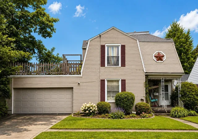 1st image of 557 Summit St, Marion, OH 43302 | MLS# 226023944