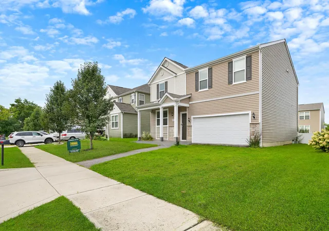 Photo 3 of Single family home for sale at 1207 Snipe View Loop E, Blacklick, OH 43004 | MLS# 226031239 | Listing updated on 2026-08-26