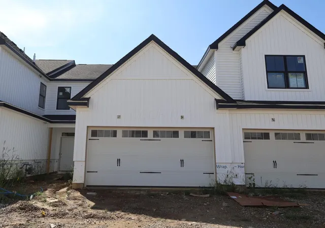 1st image of 5718 Dutch Ln, Powell, OH 43065 | MLS# 226023997