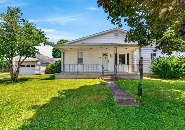 2nd image of 873 Jackson St, Richmond Dale, OH 45673 | MLS# 226024436