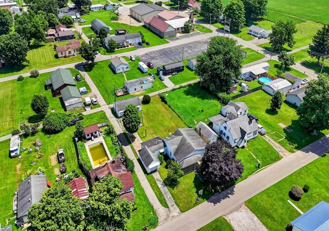3rd image of 873 Jackson St, Richmond Dale, OH 45673 | MLS# 226024436