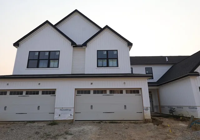 1st image of 5722 Dutch Ln, Powell, OH 43065 | MLS# 226024000