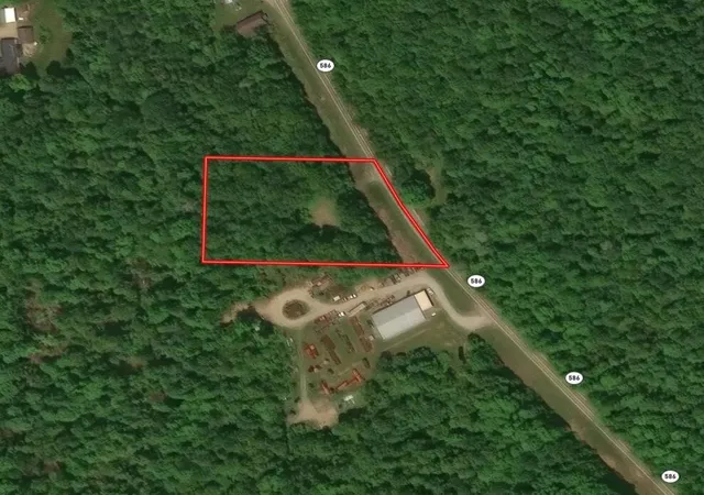 Homes for sale in Frazeysburg, OH | 12025 Pleasant Valley Rd Ne, Frazeysburg, OH 43822 | MLS# 226024004