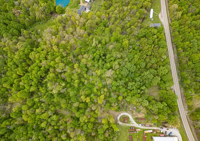 Homes for sale in Frazeysburg, OH | 12025 Pleasant Valley Rd Ne, Frazeysburg, OH 43822 | MLS# 226024004