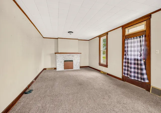 Homes for sale in Ashville, OH | 127 Walnut St, Ashville, OH 43103 | MLS# 226024058