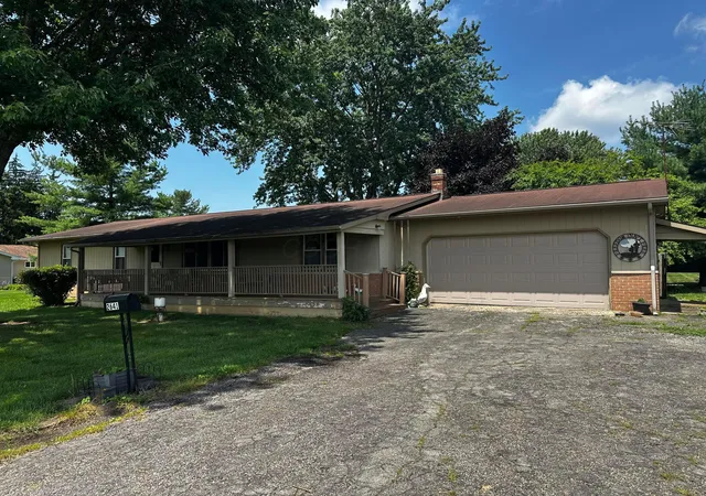 Homes for sale in Circleville, OH | 2641 Walnut Creek Pike, Circleville, OH 43113 | MLS# 226024006