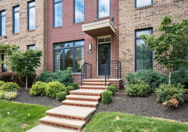 2nd image of 1251 Perry St #A, Columbus, OH 43201 | MLS# 226030340