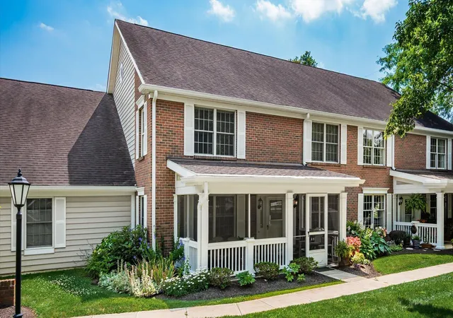 Homes for sale in Granville, OH | 103 Shannon Ln, Granville, OH 43023 | MLS# 226025045