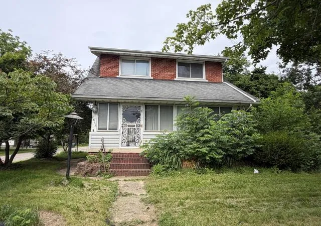 Homes for sale in Columbus, OH | 2643 S High St, Columbus, OH 43207 | MLS# 226024024