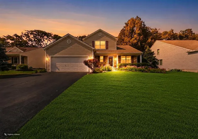 3rd image of 3884 Black Pine Dr, Grove City, OH 43123 | MLS# 226024076