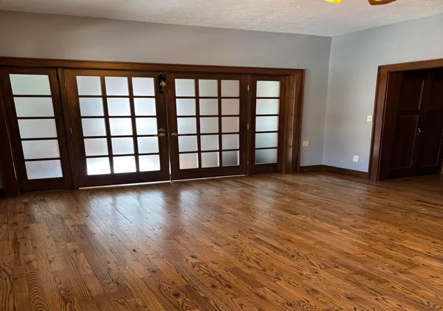 3rd image of 163 S 17Th St, Columbus, OH 43205 | MLS# 226026352