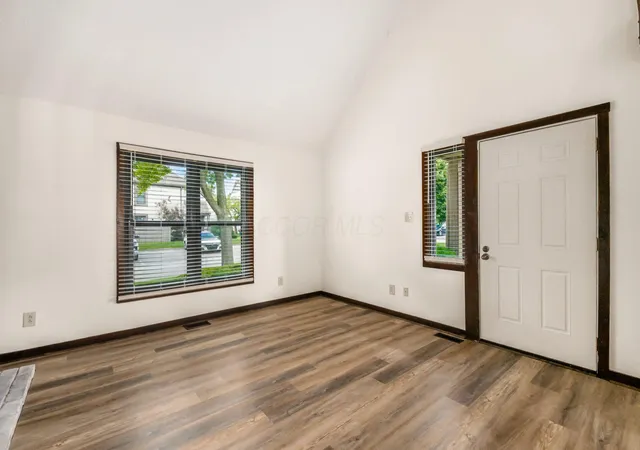 4th image of 432 Edinburgh Rd, Dublin, OH 43017 | MLS# 226024789