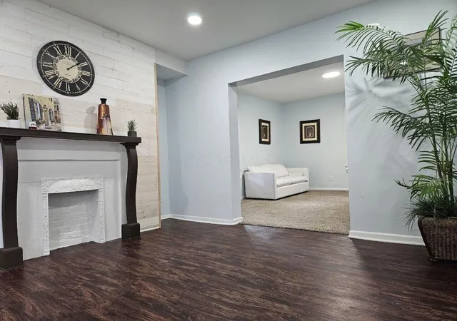 Photo 2 of Single family home for sale at 1468 E 25th Avenue, Columbus, OH 43211 | MLS# 226024055 | Listing updated on 2026-09-01