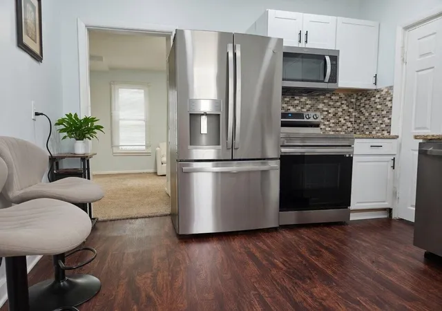 Photo 4 of Single family home for sale at 1468 E 25th Avenue, Columbus, OH 43211 | MLS# 226024055 | Listing updated on 2026-10-07
