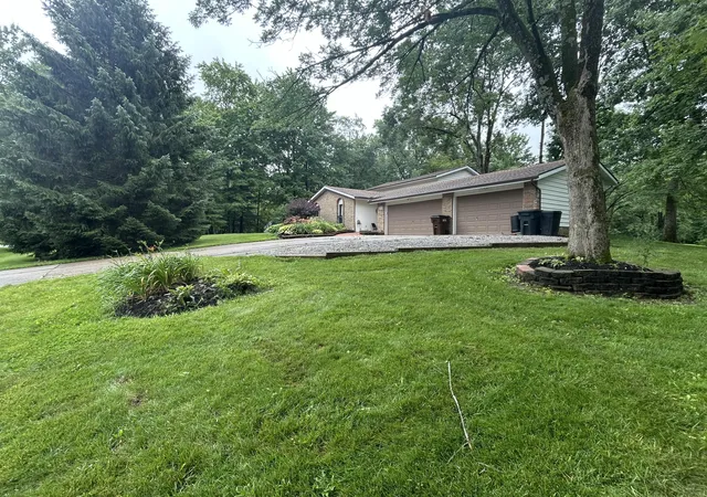 Homes for sale in Pataskala, OH | 599 Carryback Dr Sw, Pataskala, OH 43062 | MLS# 226024201