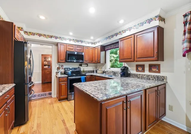 Photo 2 of Single family home for sale at 238 Halligan Ave, Worthington, OH 43085 | MLS# 226025382 | Listing updated on 2026-09-04
