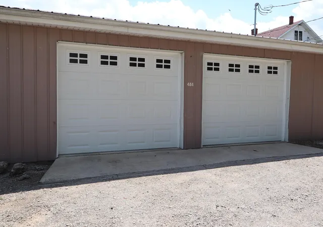 Homes for sale in Circleville, OH | 484 E Main St, Circleville, OH 43113 | MLS# 226024142