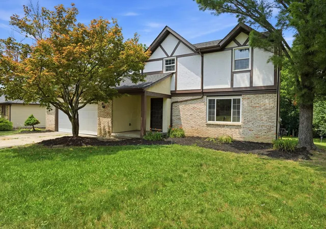 Homes for sale in Pickerington, OH | 11773 Streamside Dr Nw, Pickerington, OH 43147 | MLS# 226025645