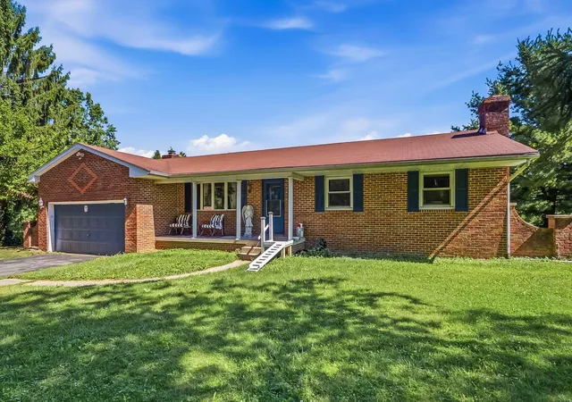 Homes for sale in Pickerington, OH | 6890 Refugee Rd, Pickerington, OH 43147 | MLS# 226024214