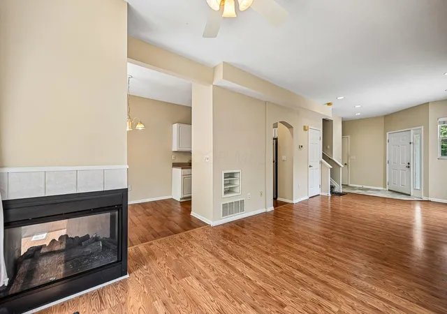 3rd image of 5515 Village Xing, Hilliard, OH 43026 | MLS# 226024295